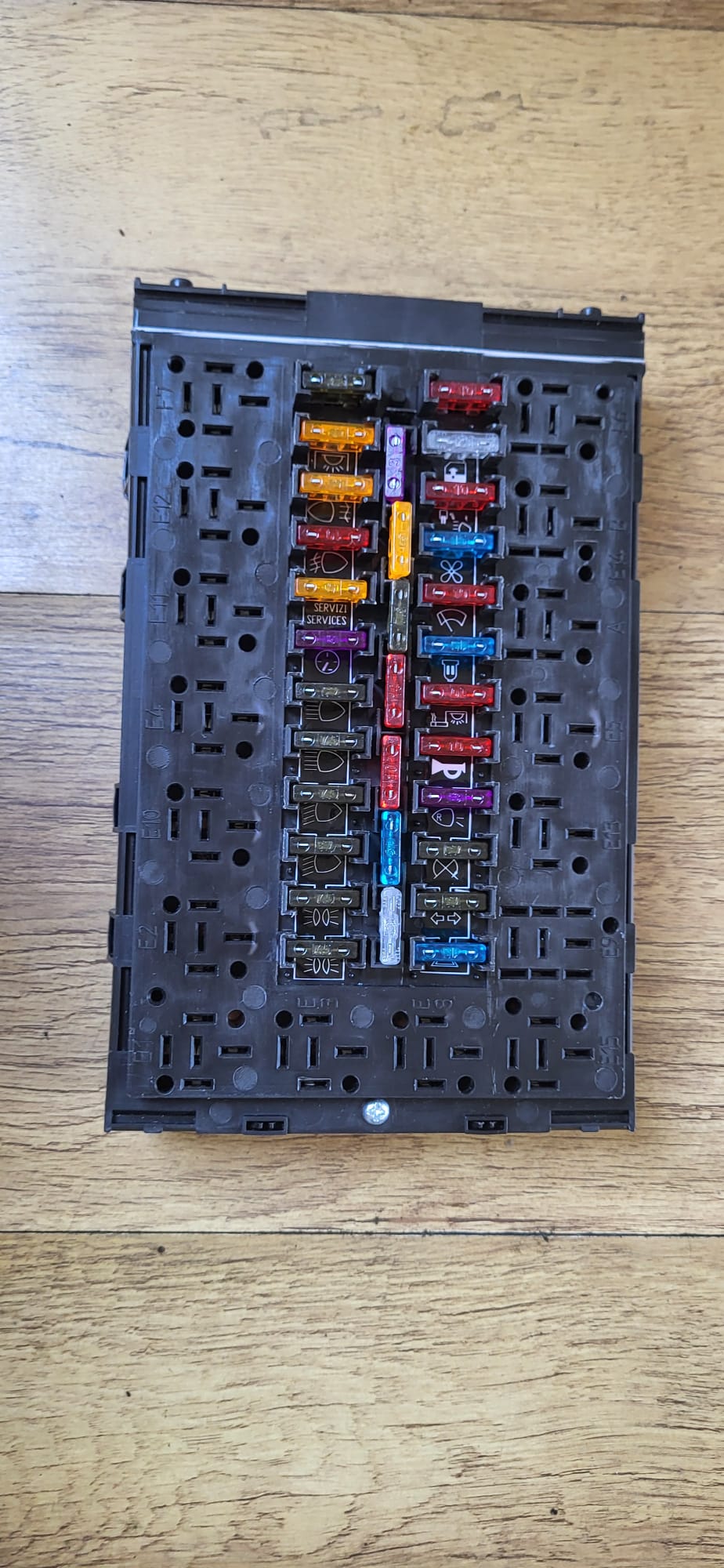 35c10 sigorta kutusu