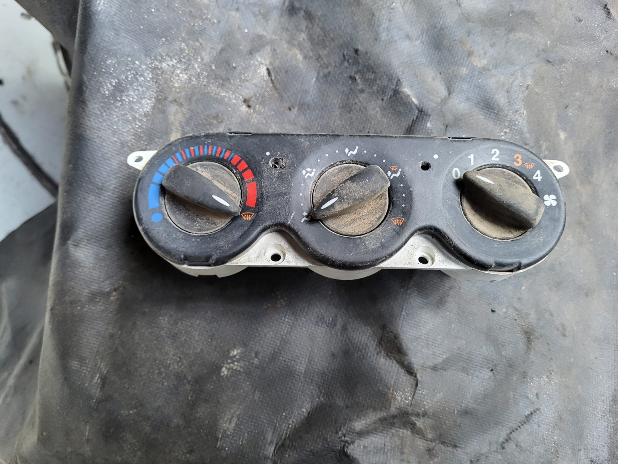 CONNECT 2012 MODEL KALORİFER KONROL PANELİ