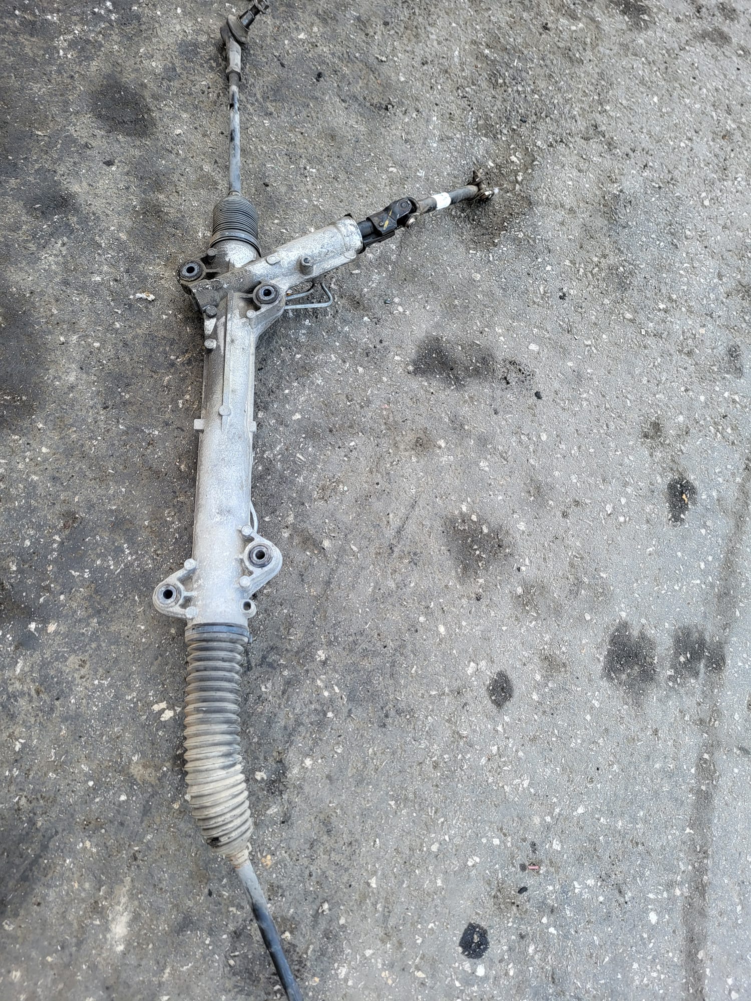 CRAFTER 2013 MODEL DİREKSİYON KIUTUSU