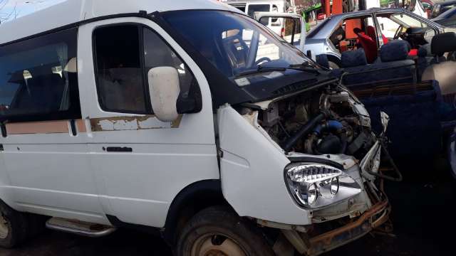 GAZELLE SAĞ ÖN KAPI 2006 MODEL