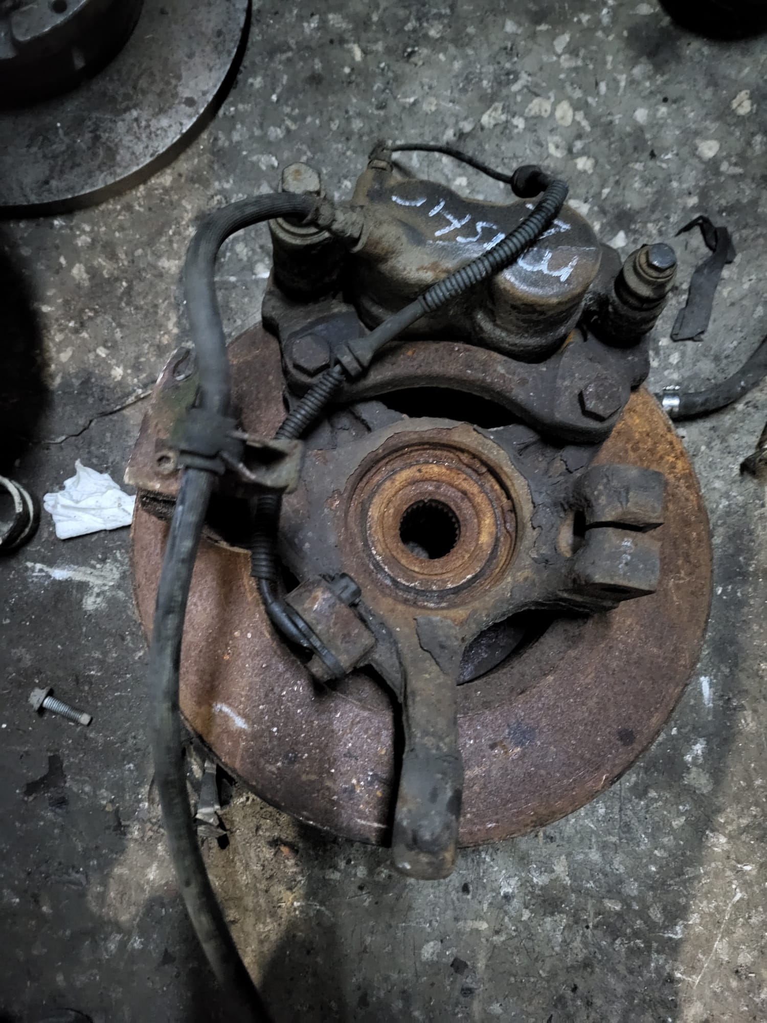 MASTER 2 ÖN TEKER TAŞIYICI