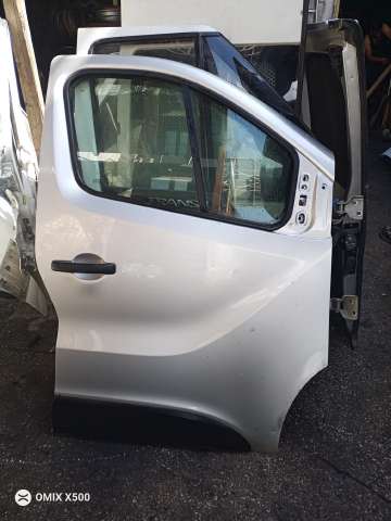 RENAULT TRAFİC 4 SAĞ ÖN KAPI