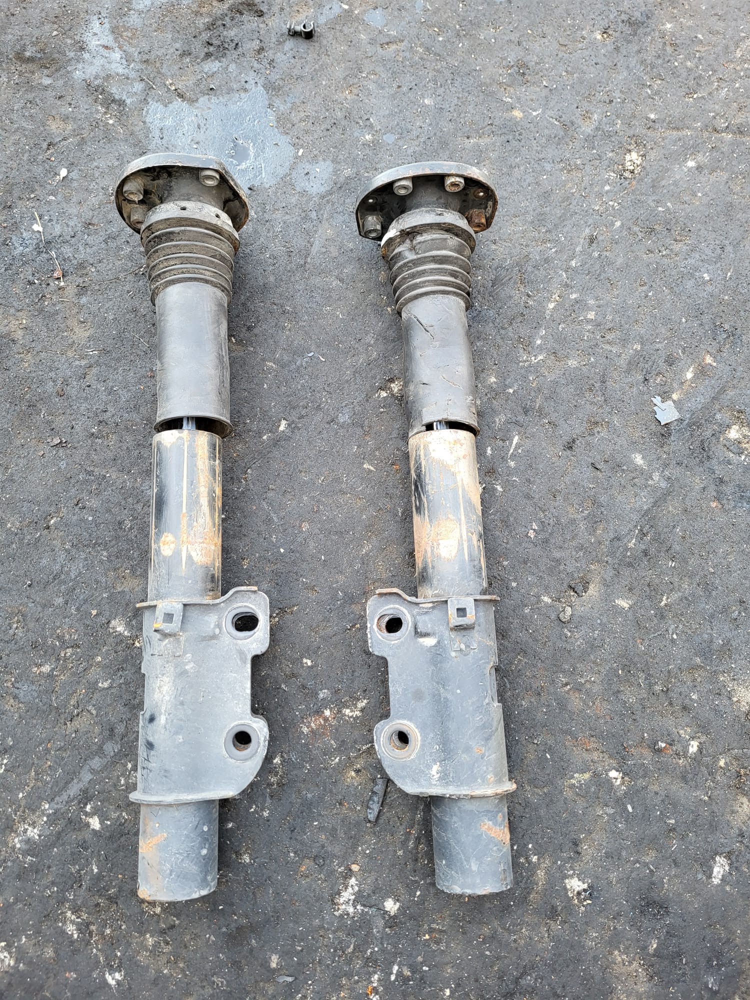 SPRİNTER 2013 MODEL ÖN AMORTİSÖR